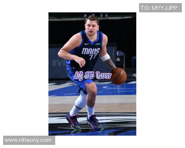 足球场上的十三号球员是谁 他们的传奇与成就解析